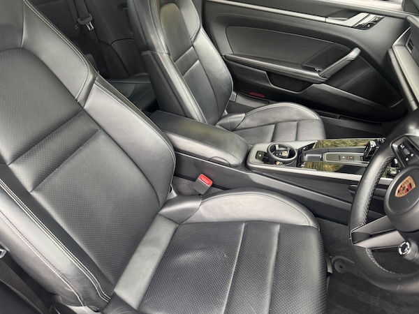 Used Porsche 911 2020 for sale - 76205655: Photo 52