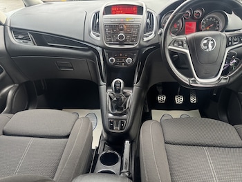 Used Vauxhall Zafira Tourer 2014 for sale - 77453165: Photo