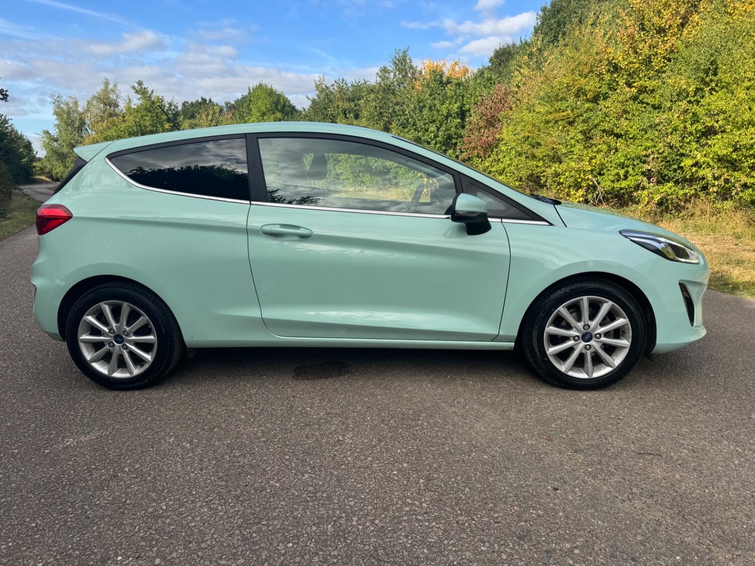 Used Ford Fiesta 2018 for sale - 76793817: Photo 17