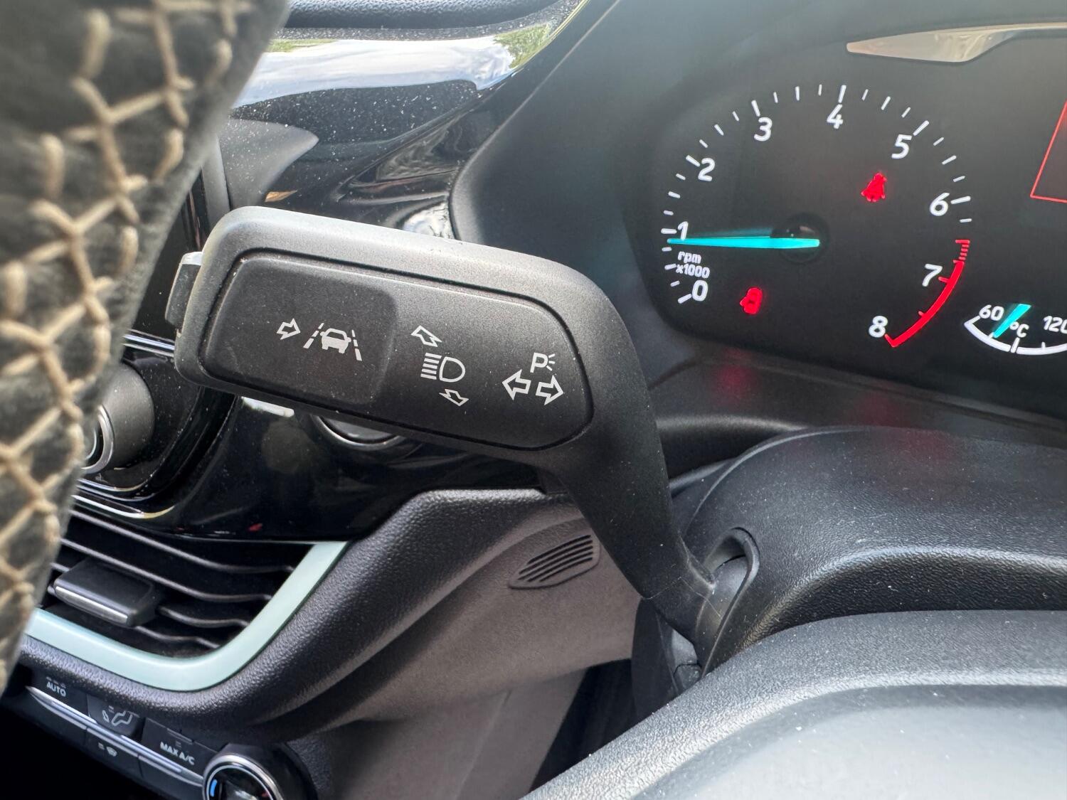 Used Ford Fiesta 2018 for sale - 76793817: Photo 8