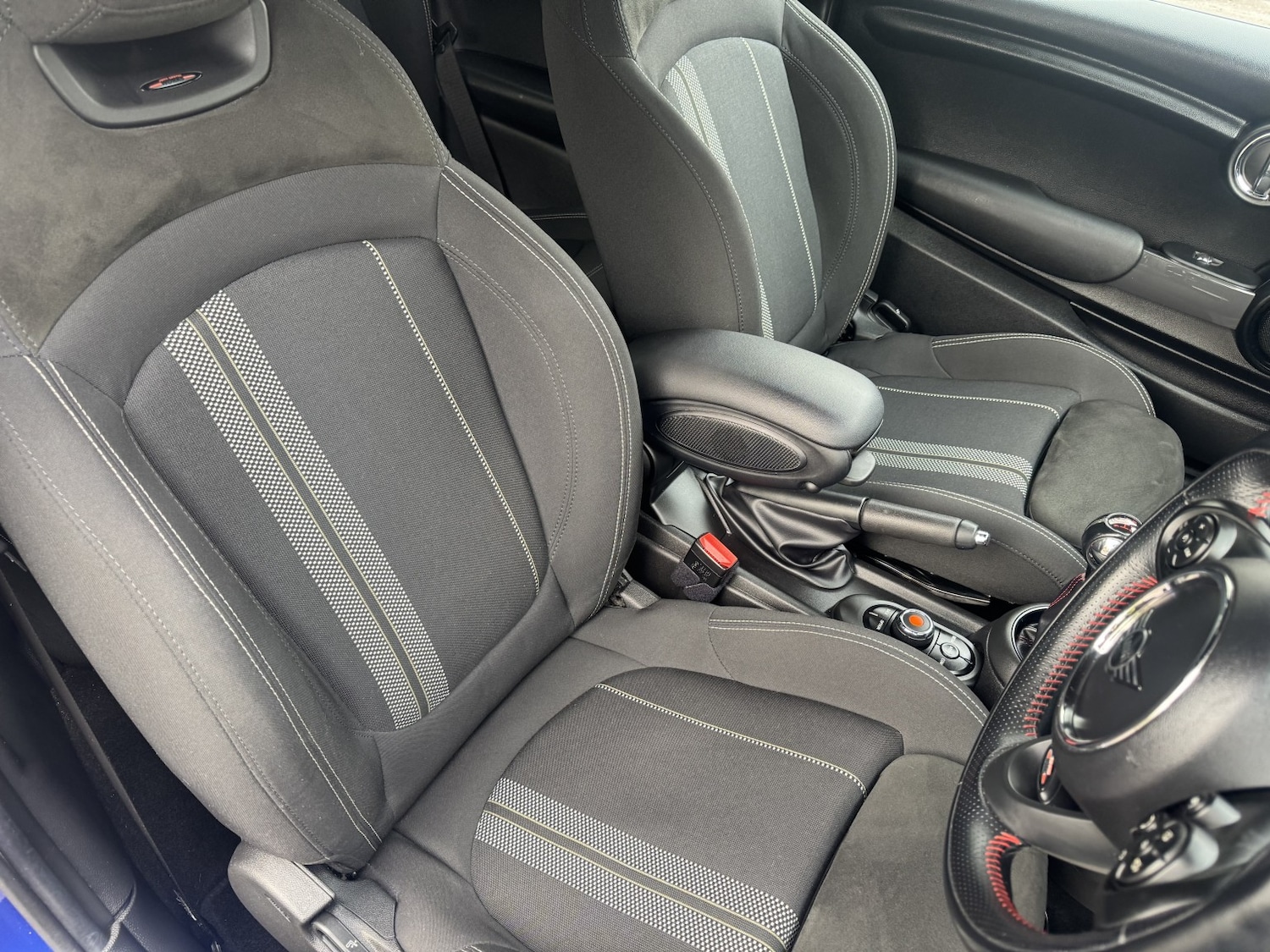 Used MINI Hatch 2019 for sale - 77403637: Photo 24