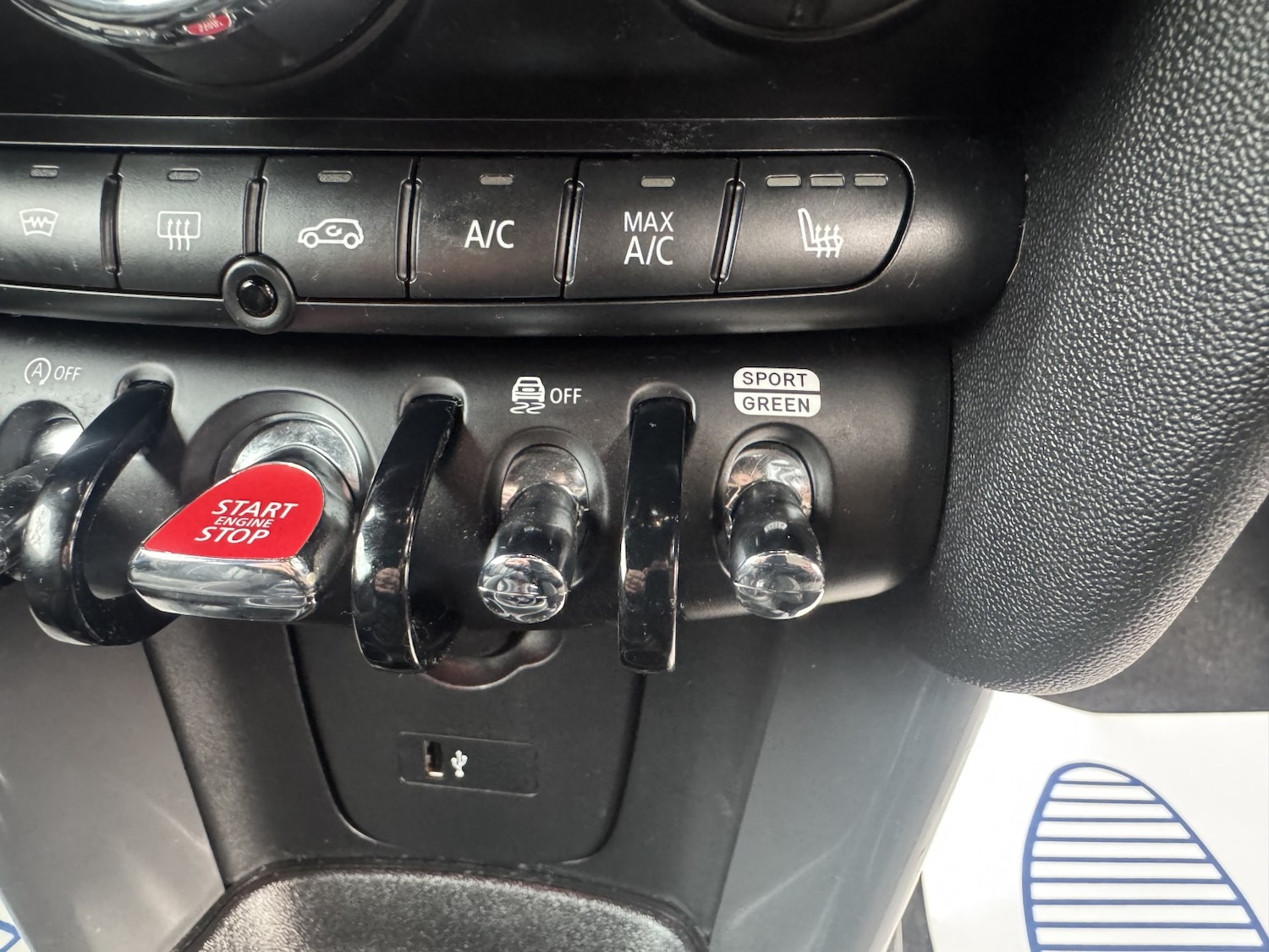 Used MINI Hatch 2019 for sale - 77403637: Photo 34