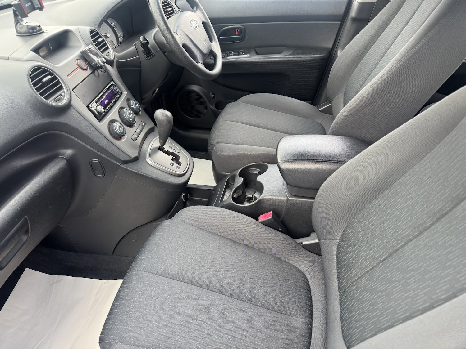 Used Kia Carens 2009 for sale - 77798602: Photo 25