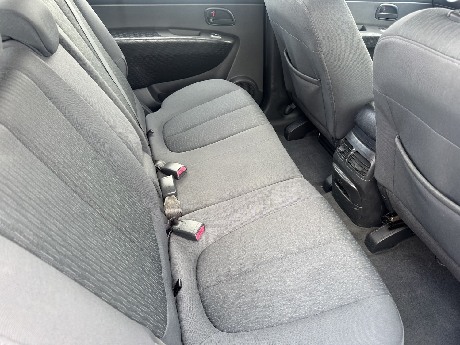 Used Kia Carens 2009 for sale - 77798602: Photo 28