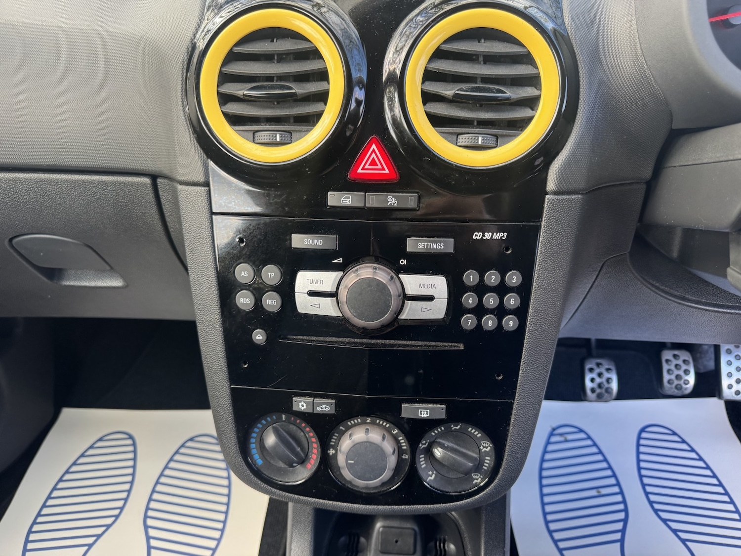 Used Vauxhall Corsa 2014 for sale - 76488676: Photo 29