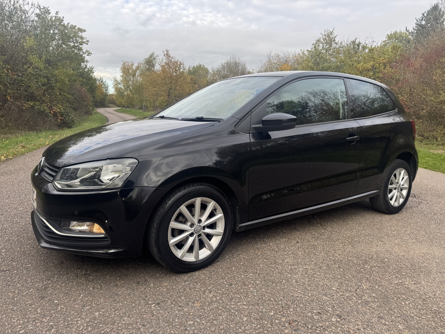 Used Volkswagen Polo 2016 for sale - 76488685: Photo 5