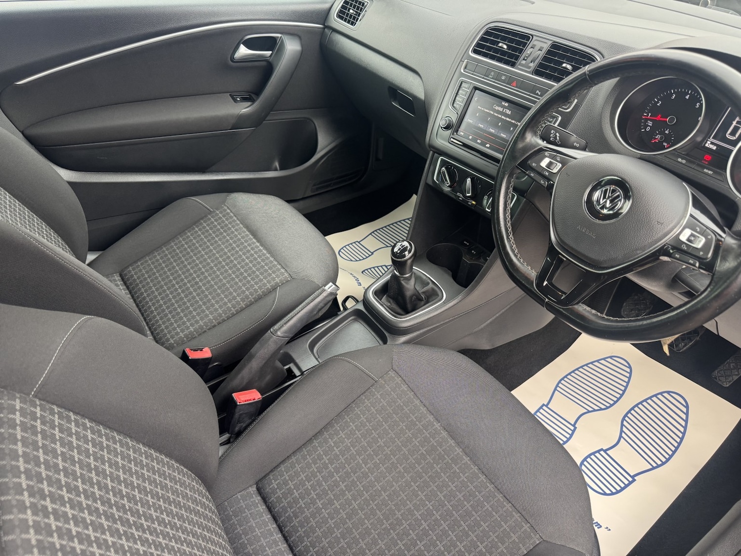 Used Volkswagen Polo 2016 for sale - 76488685: Photo 6