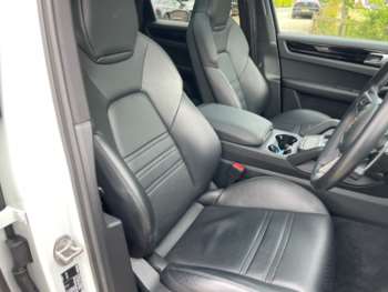 Used Porsche Cayenne 2019 for sale - 66388191: Photo