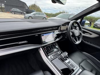 Used Audi Q7 2021 for sale - 79750796: Photo