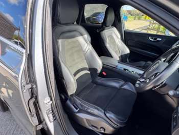 Used Volvo XC60 2018 for sale - 74352772: Photo
