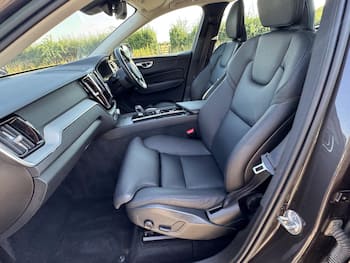 Used Volvo XC60 2022 for sale - 79661677: Photo