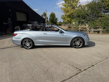 Used Mercedes-Benz E Class 2015 for sale - 79661668: Photo