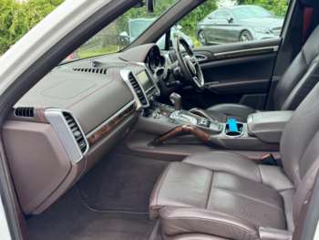 Used Porsche Cayenne 2015 for sale - 75303324: Photo