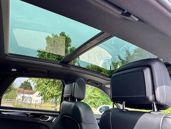 Used Porsche Macan 2018 for sale - 75303304: Photo