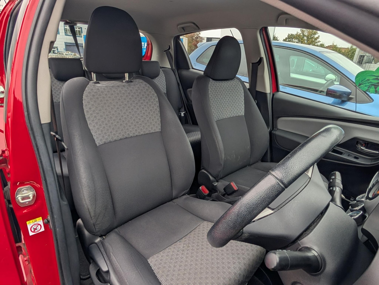 Used Toyota Yaris 2015 for sale - 76184781: Photo 10