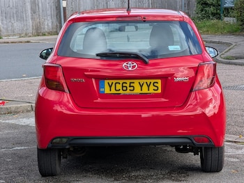 Used Toyota Yaris 2015 for sale - 76184781: Photo