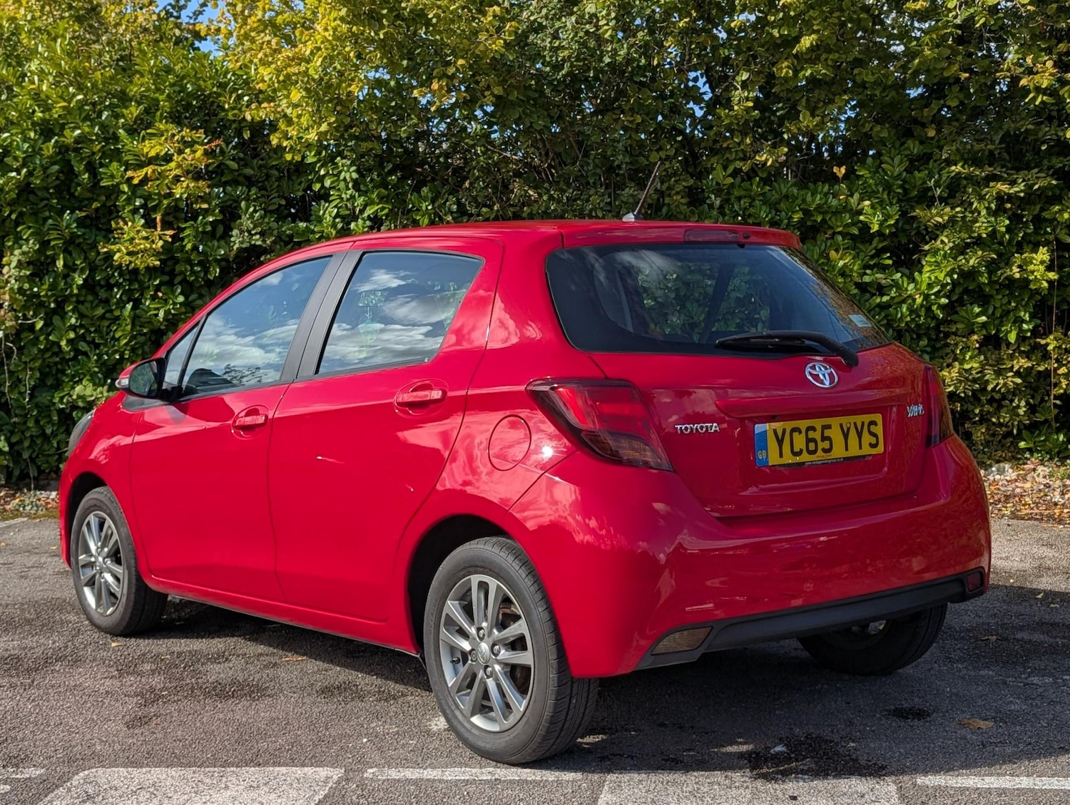 Used Toyota Yaris 2015 for sale - 76184781: Photo 5