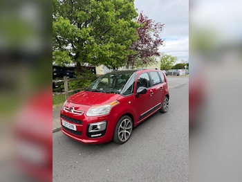 Used Citroen C3 Picasso 2017 for sale - 78232455: Photo