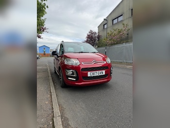 Used Citroen C3 Picasso 2017 for sale - 78232455: Photo