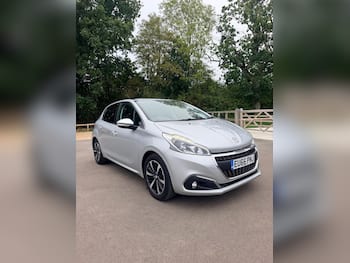 Used Peugeot 208 2016 for sale - 79846428: Photo