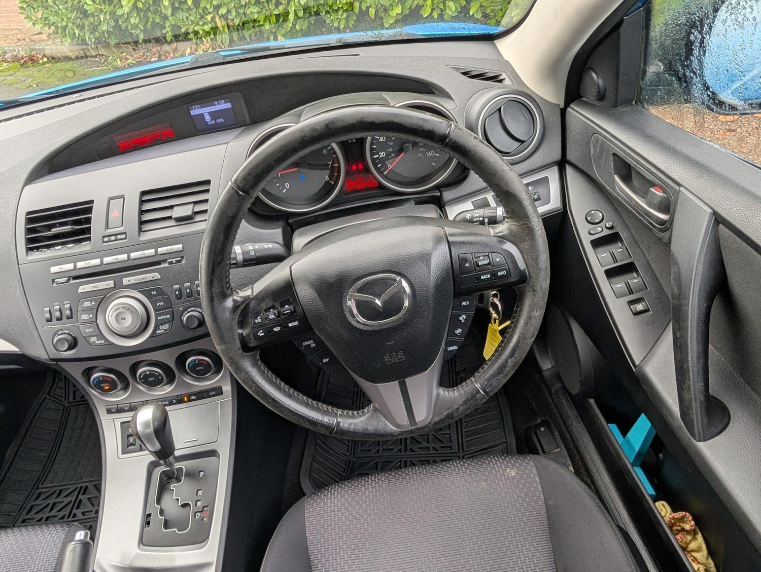 Used Mazda Mazda3 2009 for sale - 76590702: Photo 13