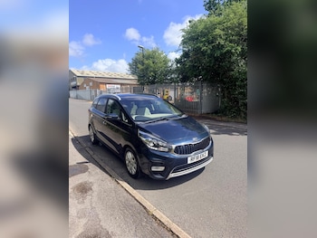 Used Kia Carens 2018 for sale - 78805354: Photo