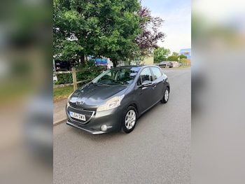 Used Peugeot 208 2015 for sale - 78748838: Photo