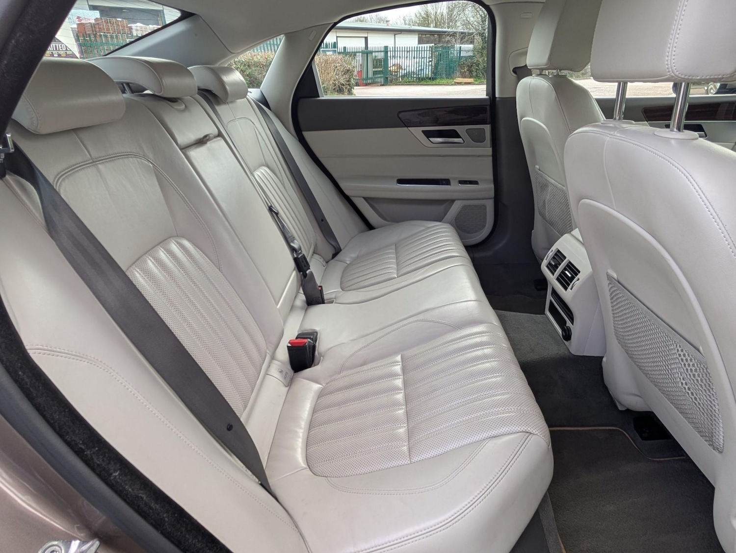 Used Jaguar XF 2015 for sale - 77394027: Photo 11