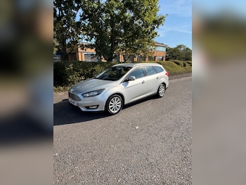 Used Ford Focus 2015 for sale - 79480257: Photo
