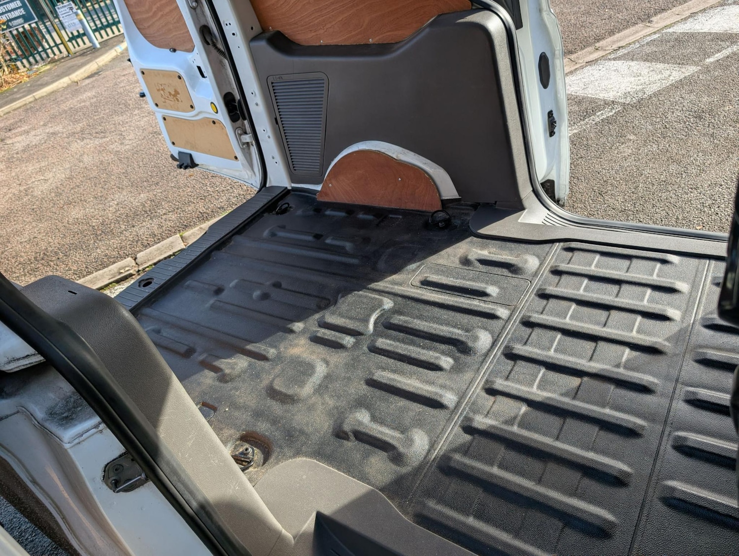 Used Ford Transit Connect 2019 for sale - 76519817: Photo 13