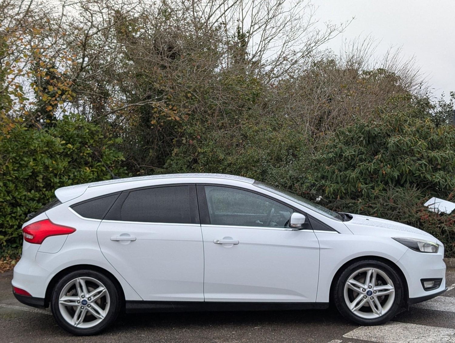 Used Ford Focus 2015 for sale - 76665217: Photo 2