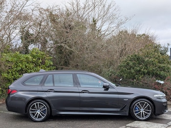 Used BMW 5 Series 2022 for sale - 77825784: Photo