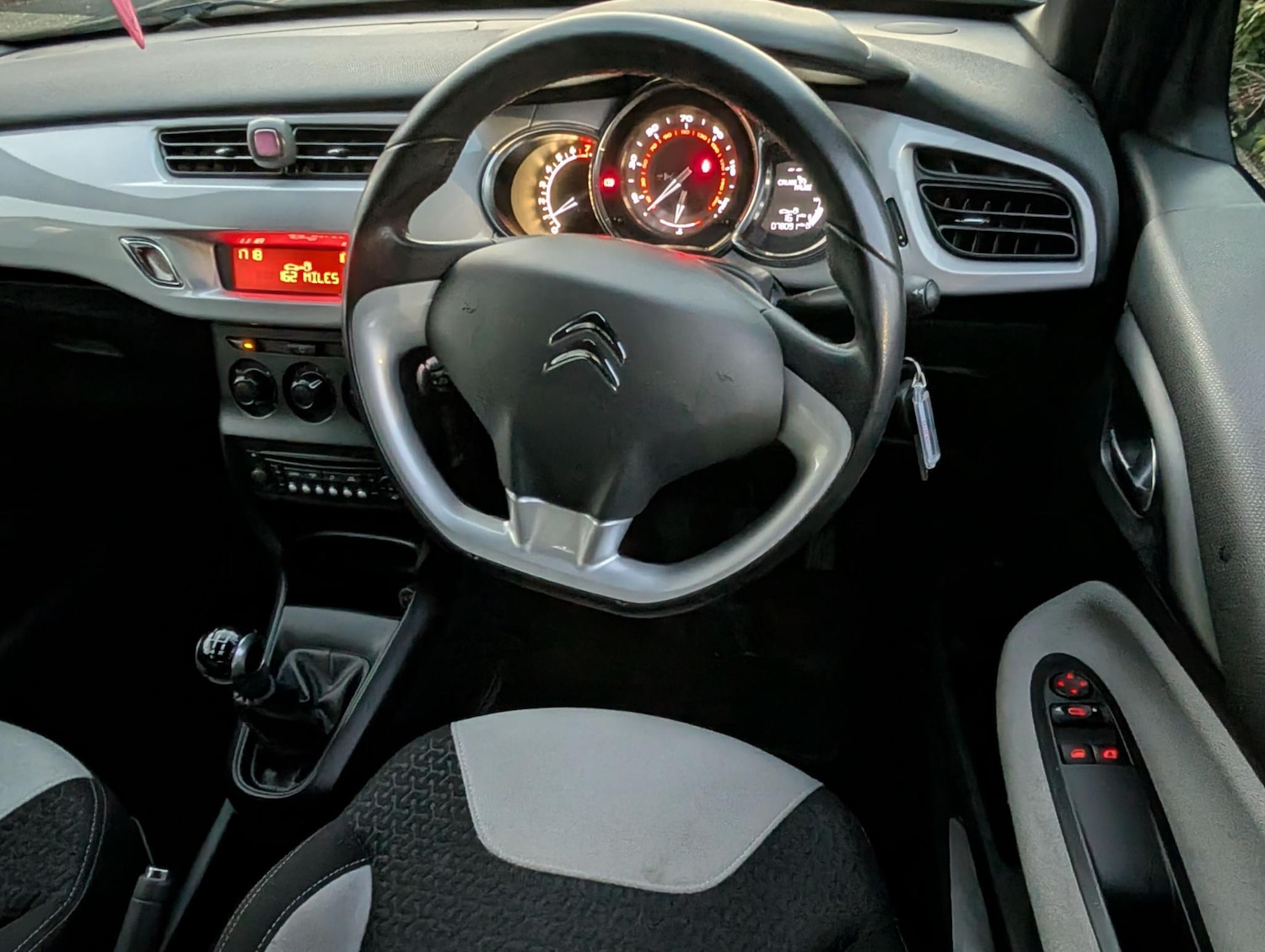 Used DS Automobiles DS 3 2016 for sale - 76744008: Photo 13