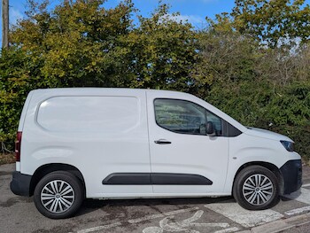 Used Peugeot Partner 2020 for sale - 76184772: Photo