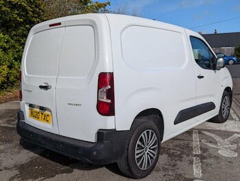 Used Peugeot Partner 2020 for sale - 76184772: Photo