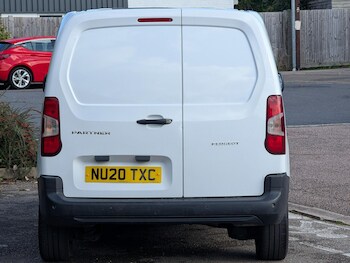 Used Peugeot Partner 2020 for sale - 76184772: Photo
