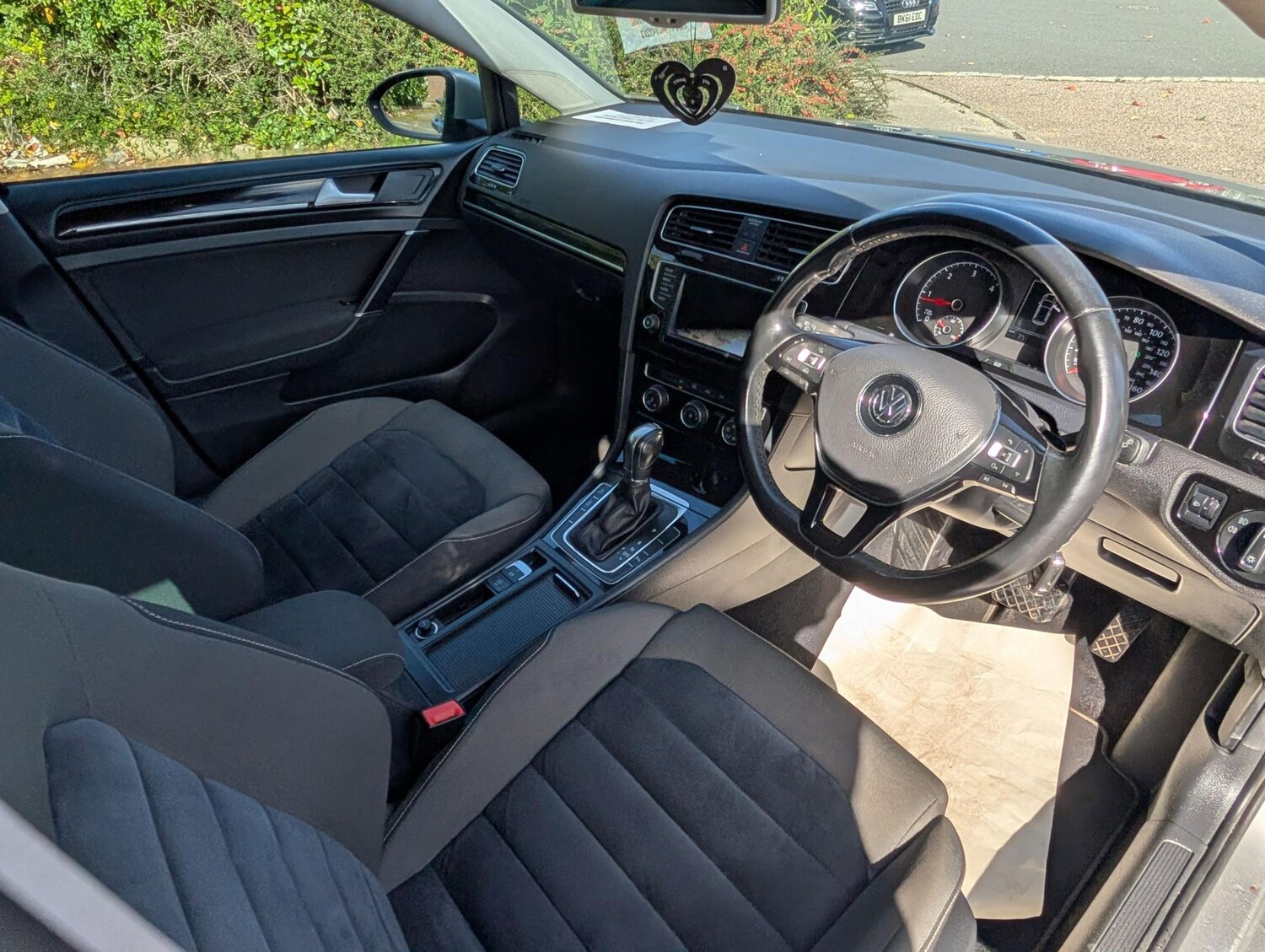 Used Volkswagen Golf 2015 for sale - 76184778: Photo 10