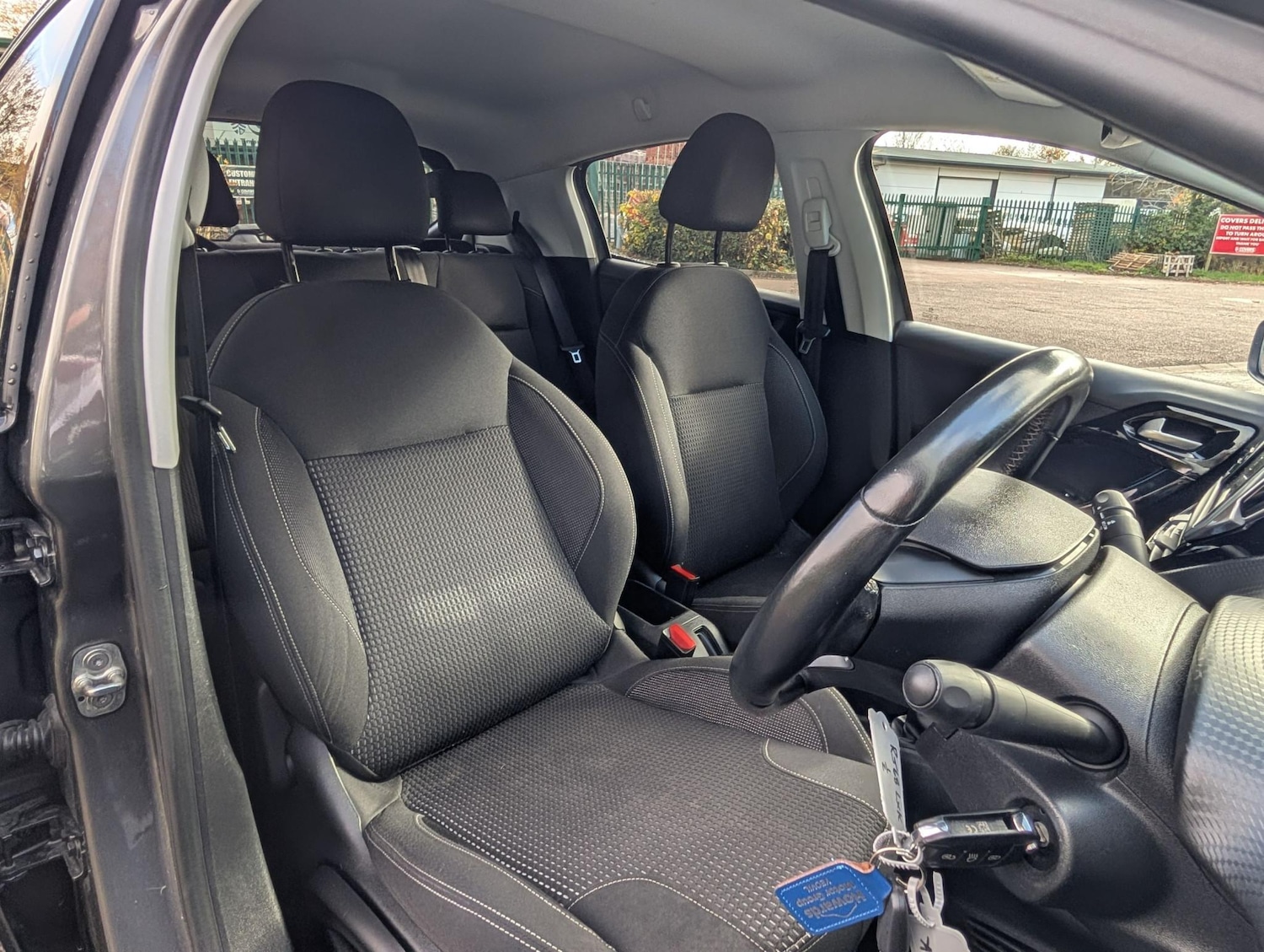 Used Peugeot 208 2019 for sale - 76519808: Photo 10