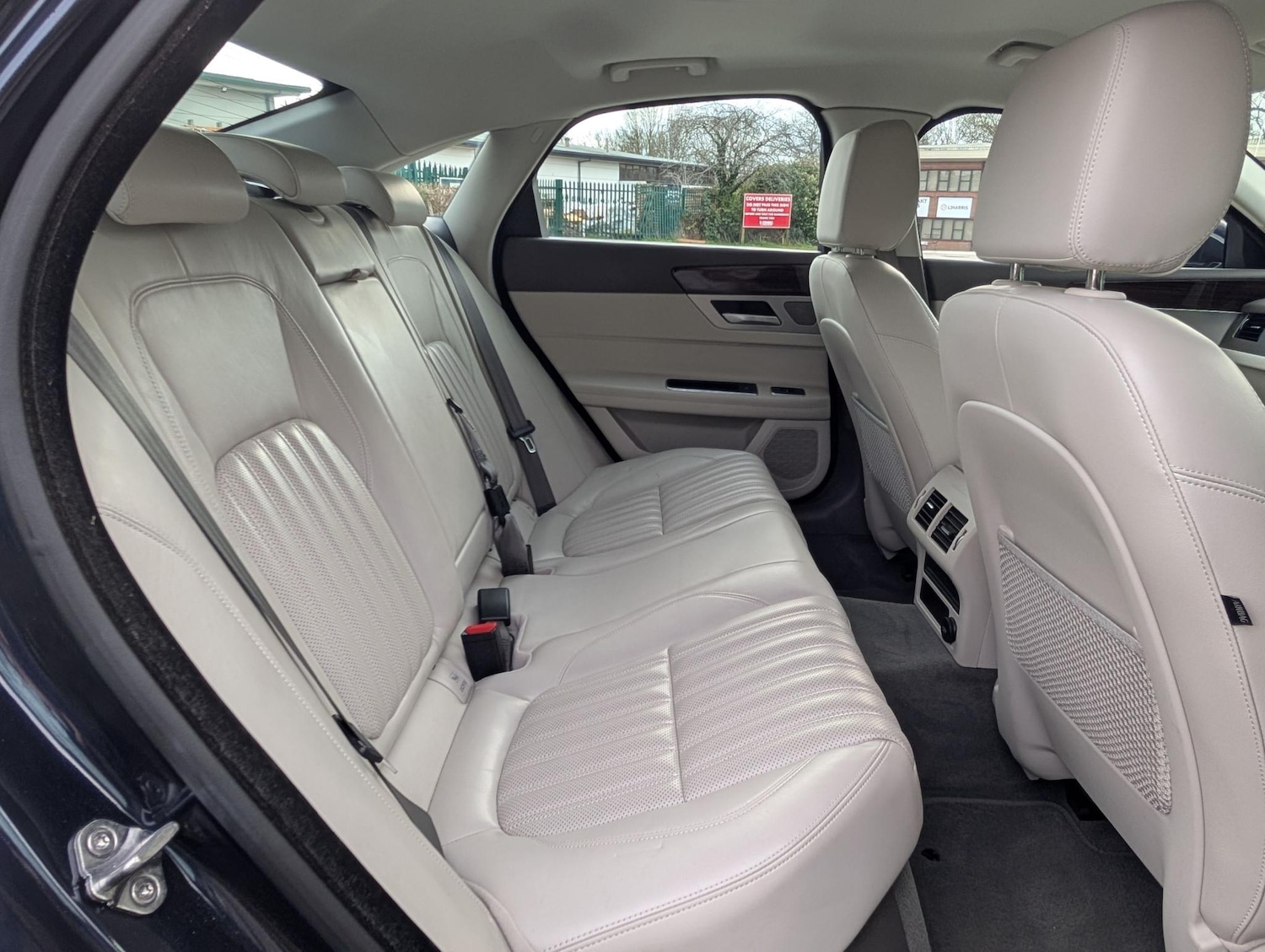 Used Jaguar XF 2018 for sale - 77239177: Photo 11