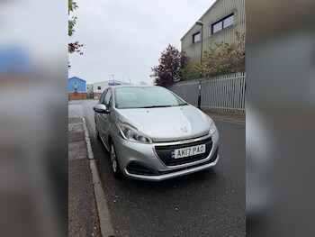 Used Peugeot 208 2017 for sale - 78262051: Photo
