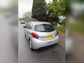 Used Peugeot 208 2017 for sale - 78262051: Photo