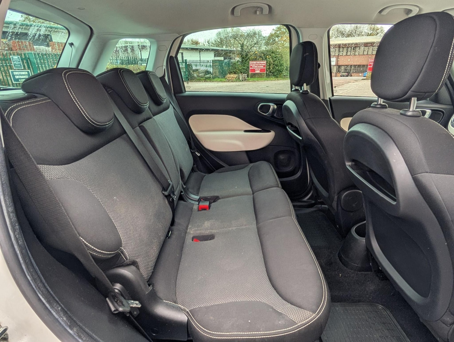 Used Fiat 500L 2013 for sale - 76519811: Photo 11