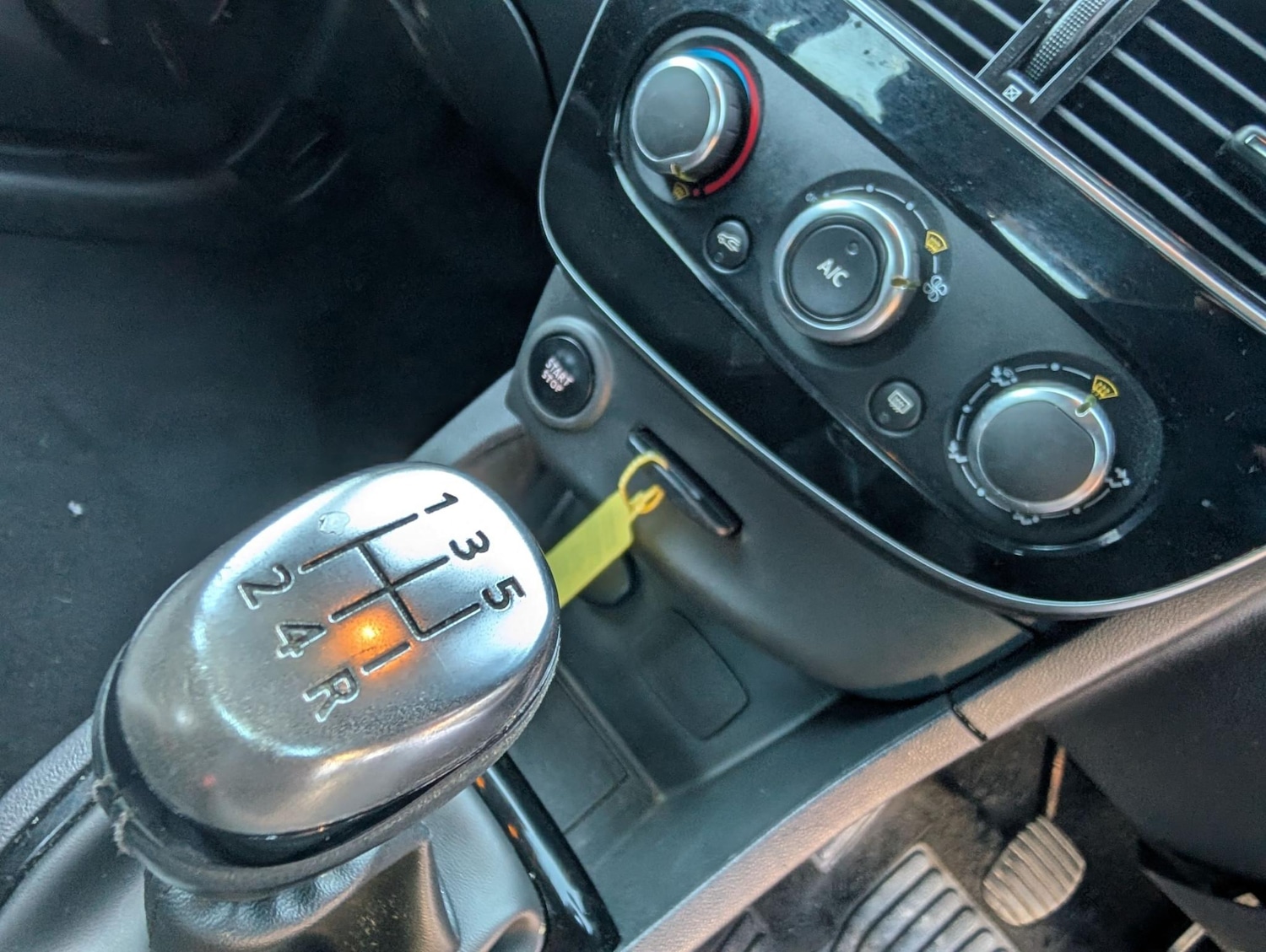 Used Renault Clio 2017 for sale - 77095884: Photo 16