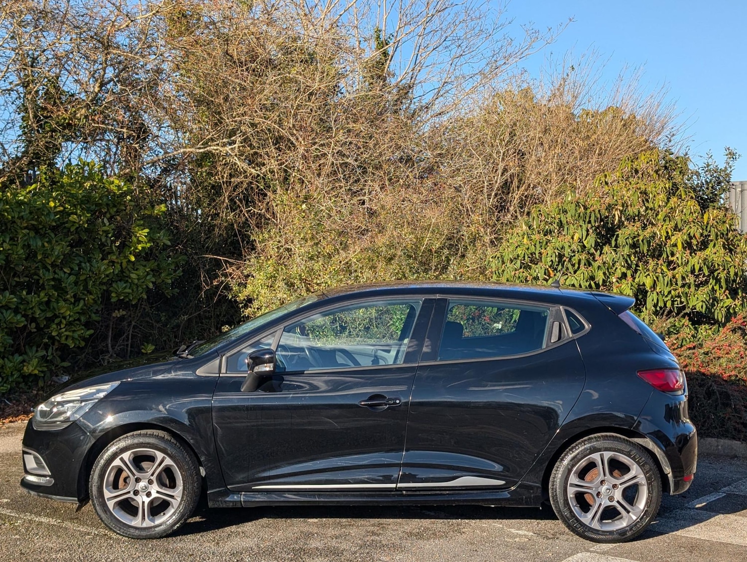 Used Renault Clio 2017 for sale - 77095884: Photo 6