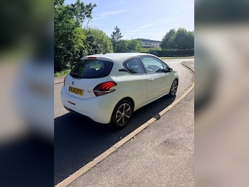 Used Peugeot 208 2016 for sale - 78663328: Photo