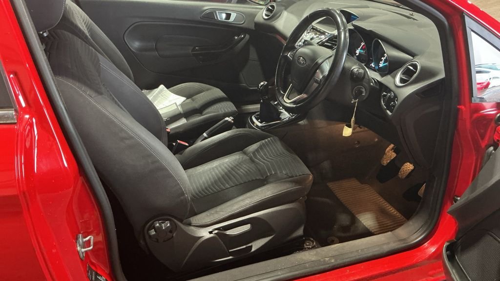 Used Ford Fiesta 2015 for sale - 77936818: Photo 15