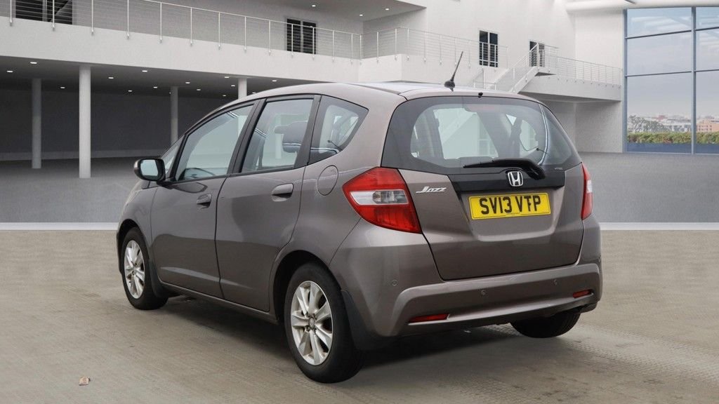 Used Honda Jazz 2013 for sale - 76883647: Photo 9