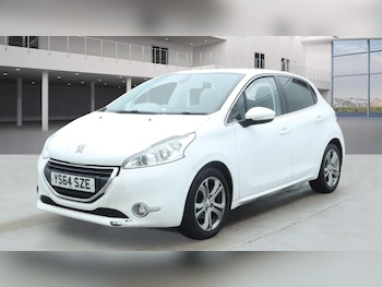 Used Peugeot 208 2015 for sale - 76496530: Photo