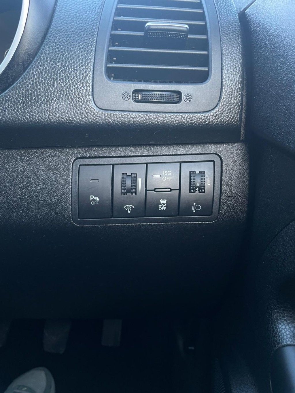 Used Kia Venga 2014 for sale - 76604740: Photo 23