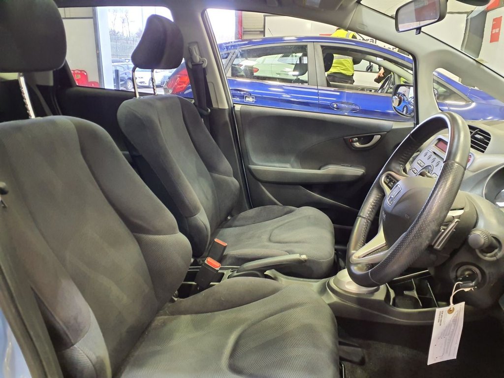 Used Honda Jazz 2010 for sale - 78212752: Photo 12